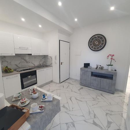 Giori Bed & Breakfast Giardini Naxos Bagian luar foto