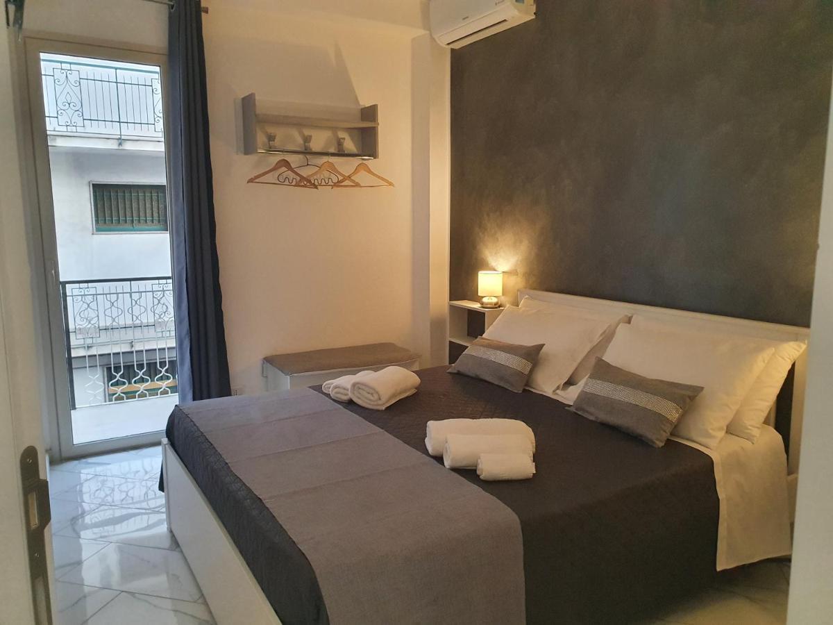 Giori Bed & Breakfast Giardini Naxos Bagian luar foto