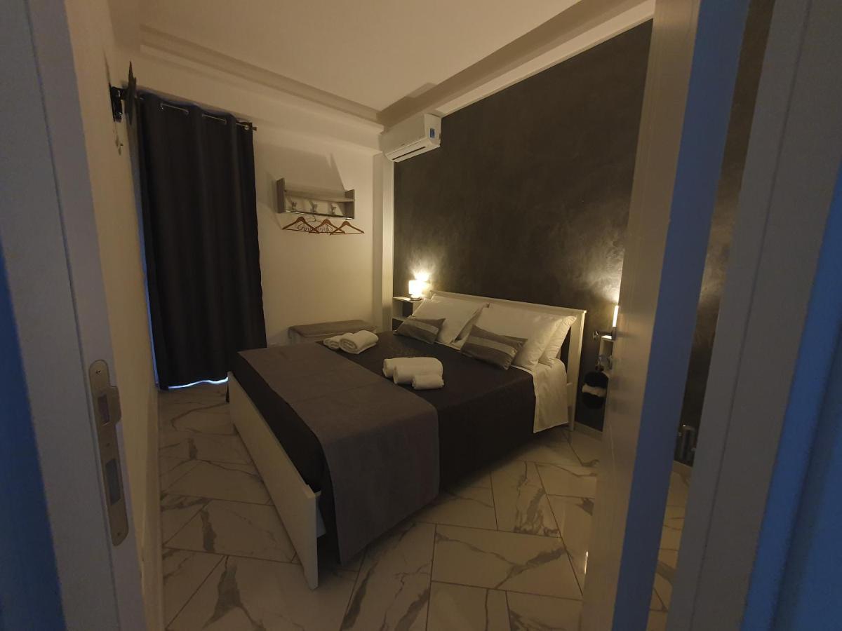 Giori Bed & Breakfast Giardini Naxos Bagian luar foto